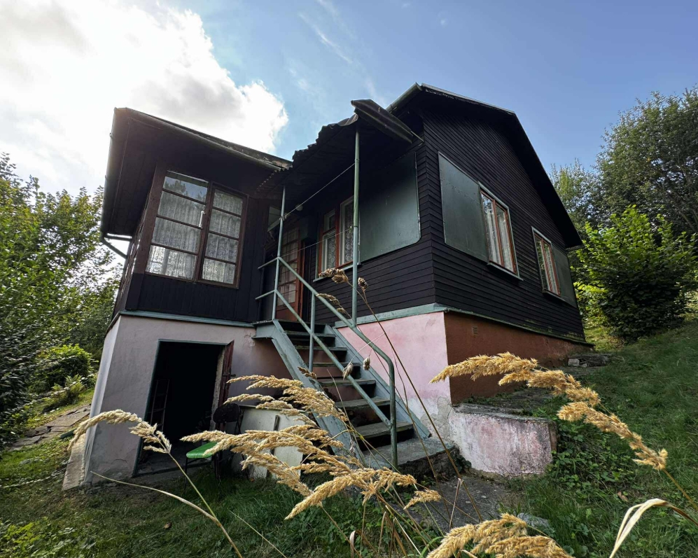 Prodej chaty 58m2, pozemek 102m2, Lhotka u Přerova